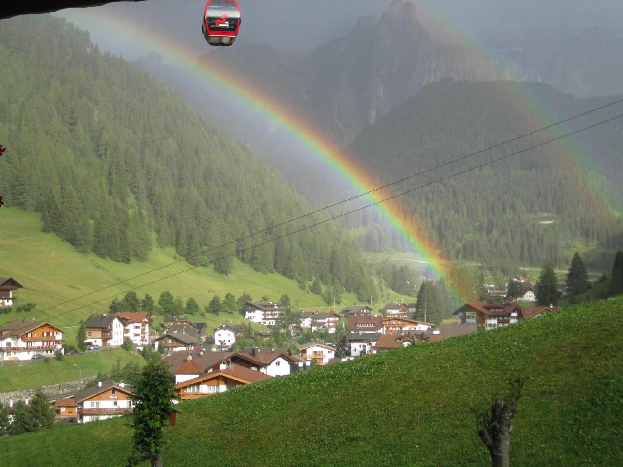 Garni La Bercia Hotel Selva di Val Gardena Exterior photo